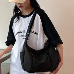 タッセル付き　ショルダーバッグ トートバッグ 軽量 斜めがけ ブラック