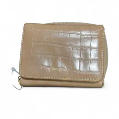 ニコアンド　niko and…　ベージュ　三つ折り財布　キレイ目　カジュアル　レディース　コンパクト　可愛い