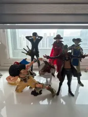 ONE PIECE フィギュア セット (モンキー・D・ルフィ/ゾロ/サンジ 外)