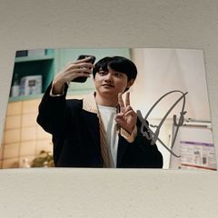 Hearts2Hearts ステラ 直筆サイン スチール写真(2Lサイズ) - メルカリ