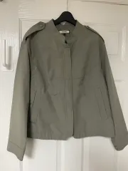 THYREN カーキ色 マウンテンパーカー