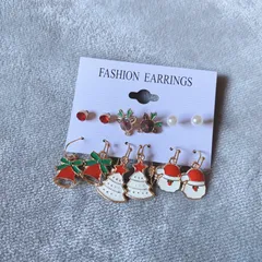 ピアス　6個セット　クリスマス　クリスマスモチーフ　ツリー　サンタ　ベル　トナカイ　キャッチ付き　パーティー　かわいい　サンタコス