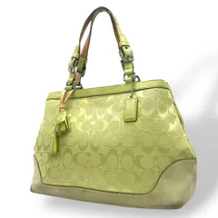 コーチ ハンドバッグ 黄緑 シグネチャー タッセル チャーム キャンバス スエード レザー トートバッグ グリーン レディース 6830