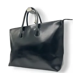 フルラ FURLA レザー トートバッグ ハンドバッグ ビジネスバッグ A4ファイル PC収納可 肩掛け可 通勤通学 書類鞄 大容量 自立可 ブラック 黒 レディース シンプル エレガント フォーマル イタリア製 上品なデザイン s29