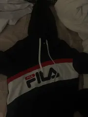 FILA クロップド フードTシャツ M 未使用