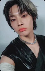 StrayKids 初回限定盤A I.N GIANT A/黒