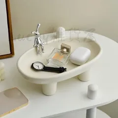 キーストレージオーナメント クリームスタイル ライトラグジュアリーデザイン ウサギモチーフ ジュエリー収納 デスクトップオーガナイザー