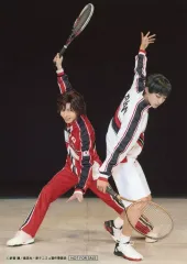 【中古】生写真(男性) 梶田拓希(柳蓮二)・丸山龍星(毛利寿三郎)/キャラクターショット・2Lサイズ/Blu-ray・DVD「ミュージカル『新テニスの王子様』The Third Stage」アニメイト特典オリジナル・キャラクターオフショットブロマイド
