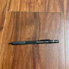 ぺんてる 60周年 限定モデル グラフギア 500 新品