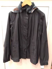 M17　ダックス　Daks　てろてろ素材で軽やかジャケット　フードチェックがオシャレ♪　おうちで洗える♬