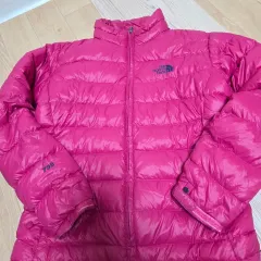 2025年最新】ヌプシ 700 ピンクの人気アイテム - メルカリ