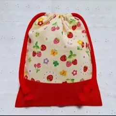 ハンドメイド、苺、花柄の給食袋、巾着袋、コップ入れ、クリーム、赤