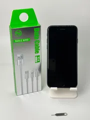 【返品保証・動作確認済】iPhone SE（第3世代）128GB（海外版）