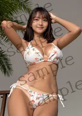 O-014 健康的AIビューティー・フラワーデザイン水着の魅力を描くA4アート