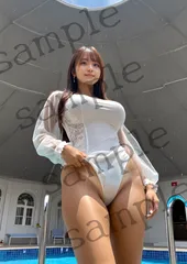 O-029 AI美女・白ドレス水着のエレガントショット A4高画質プリント