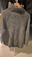 グレー タートルネック アシンメトリー ニット