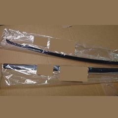 日産D21 ダットラ ハードボディーテラノ純正フロントメッキガラス