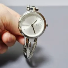 DKNY クロスウォーク レディース メタル時計