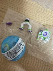 トイストーリー ならぶんです。 ガチャ - バズ