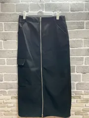 【C1-01】◇ ZARA XSサイズ　タイトスカート　黒色