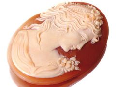 ジュエリー極】上品な女性と小鳥の彫刻 高級シェルカメオルース 50.1