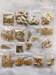 大容量　ゴールド系　ハンドメイド　パーツ　ビーズ　アクセサリーパーツ　手芸資材　クラフト素材　ネックレス　ピアス　アクセサリー　詰め合わせセット
