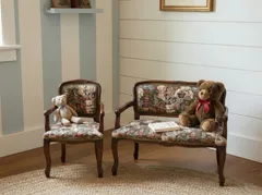 キキ様　専用　アンティーク調 テディベア柄 キッズチェア＆ベンチ 2点セット 木製 猫脚　　　　　　　　　在庫No. i-00036