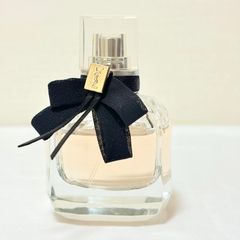 イヴ・サンローラン ノエル モンパリ オ−デパルファム50ml - メルカリ