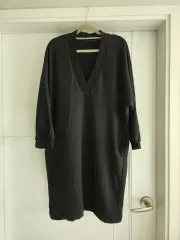 カバー商品 Vネック ブラック スウェット ONE PIECE