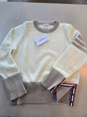 2025年最新】THOM BROWNE ニット・セーターの人気アイテム - メルカリ