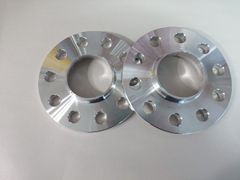 MOMOボス ALFAROMEO 147／159／GT／MITO