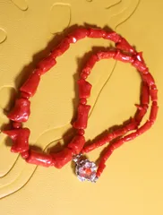 赤珊瑚　ネックレス