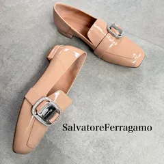 二点まとめて 未使用 SalvatoreFerragamo サルヴァトーレフェラガモ パテントレザー ローファー ビジュー ベージュ 4 1/2D レディースパンプス 22cm ストーン ヴァラリボン