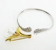 SWAROVSKI Crystal Memories 百合 ブローチ＆NICE 羽 バングル シルバー☆1204-822/JN2・ライト