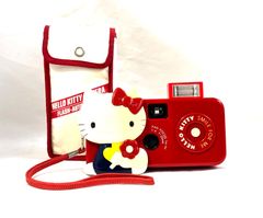 サンリオ ポチャッコとキティーちゃん フイルムカメラ - メルカリ