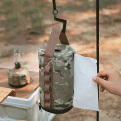 キッチンペーパーホルダー アウトドアキッチンペーパーホルダー 2WAY 吊るせる 壁掛け 収納 携帯 迷彩 インテリア キャンプ 取っ手