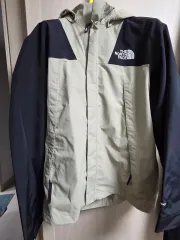 ザノースフェイス ウィンドブレーカー ブラック/ベージュ