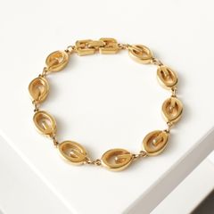 Item thumbnail for item 1d5fe8e1-9669-46d1-a983-ba00a5d3ed92