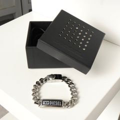 Item thumbnail for item 4b5ae295-2f47-4b34-a266-73948cffe56d