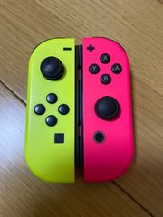 Nintendo Switch ジョイコン ネオンイエロー/ネオンピンク - メルカリ