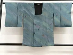 平和屋着物■道行コート　リバーシブル　舞葉文　地紋起こし　暈し染め　黒地　正絹　逸品　CABA3257ua