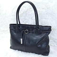 アニエスベーボヤージュ agnes b. VOYAGE レザー A4収納可能 肩掛け