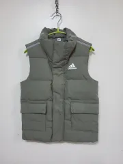 アディダス ダウン ベスト カーキ色
