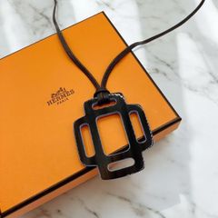 良品✨ エルメス ビーチタオル 馬 ネイビー 大判 - メルカリ