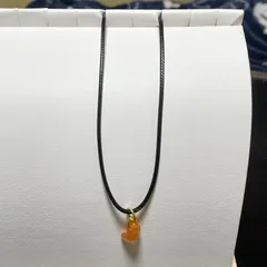 勾玉ネックレス