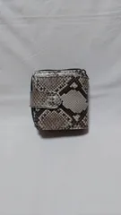 ダイヤモンド•パイソン　ラウンドタイプ　2つ折財布