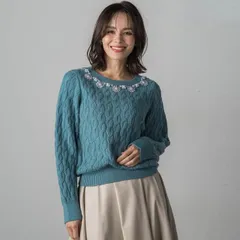 MN1 ビアッジョブルー（Viaggio blu）/パール付きケーブルニット サイズ2 4550485167843