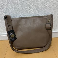 □ペッレモルビダ□ショルダーバッグMB081□GREIGE - メルカリ