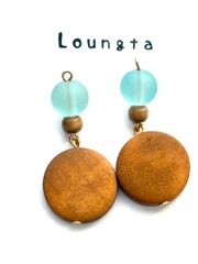 3584ウッドビーズピアス ブルー ブラウン 大ぶりピアス 樹脂ピアス