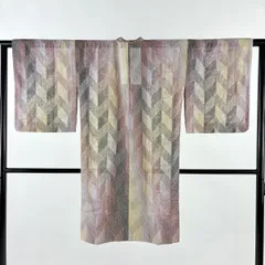 【美品】 道行 身丈102.5cm 裄丈64cm M 和装コート 角衿 幾何学模様 灰紫 正絹 名品 【中古】